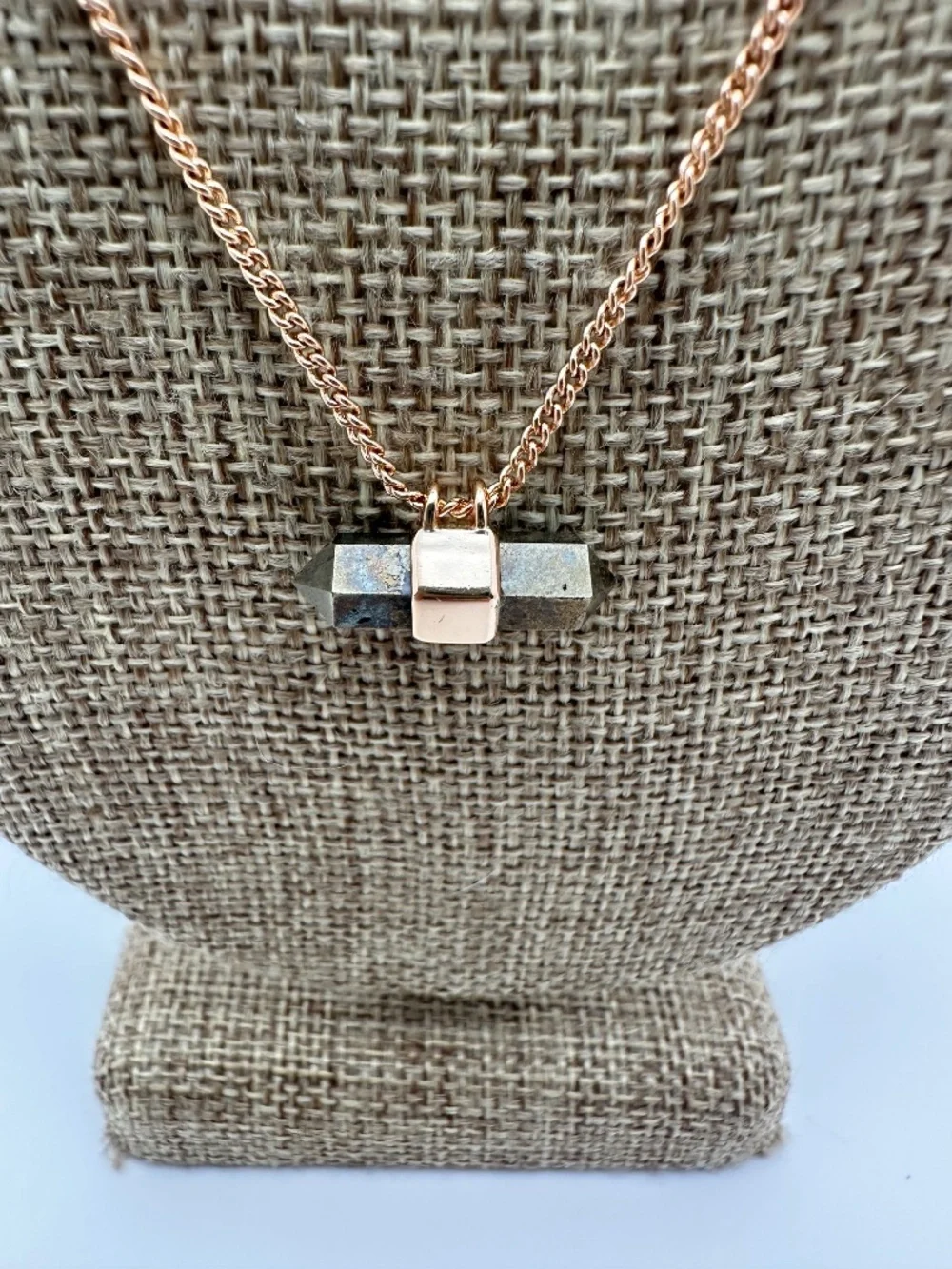 KENDRA SCOTT Amanda Pyrite + Rose Gold Necklace